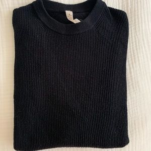 Lululemon black sweater